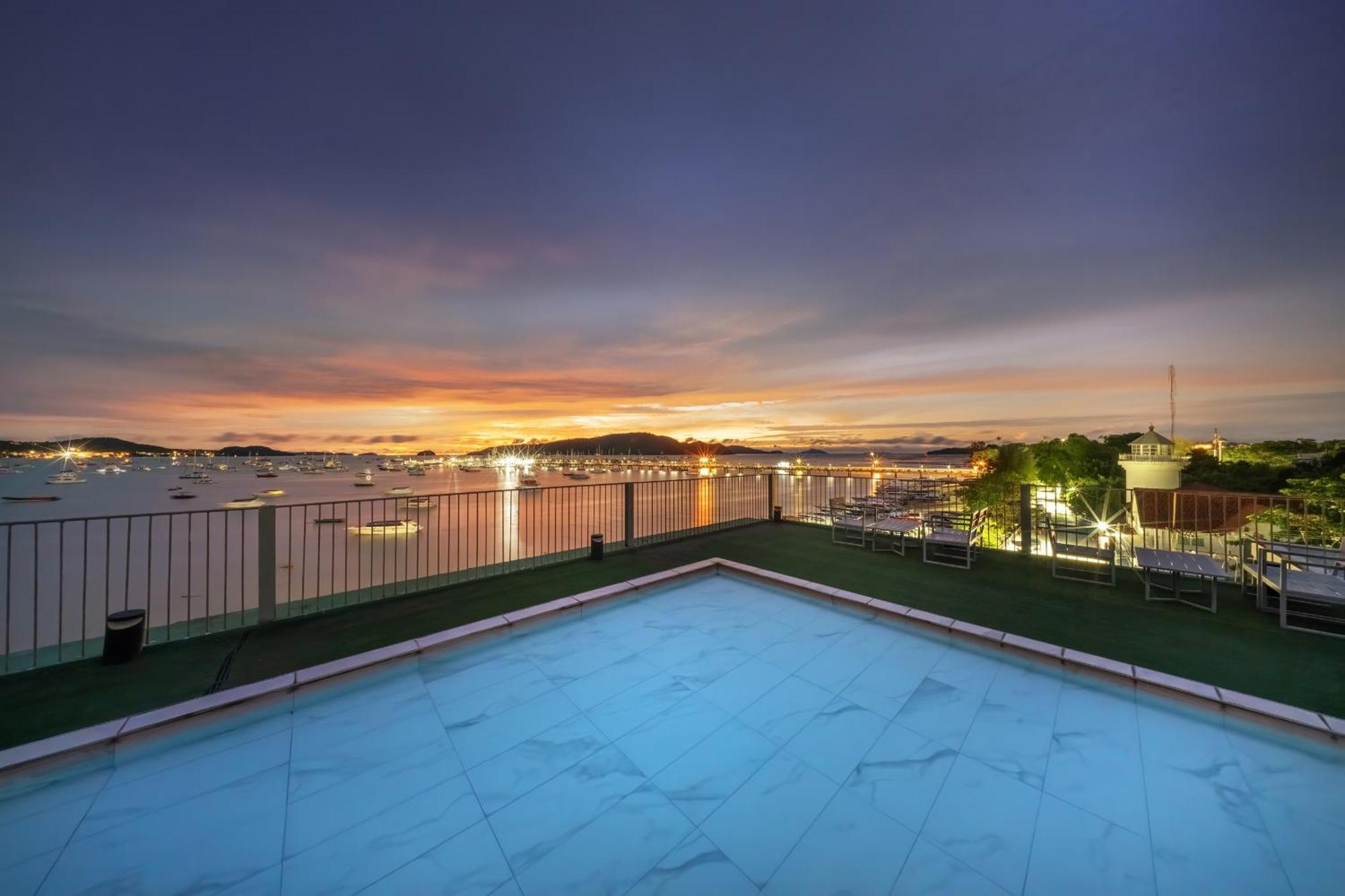 Shin Arch39 Phuket Beach Front - Sha Plus Chalong Buitenkant foto