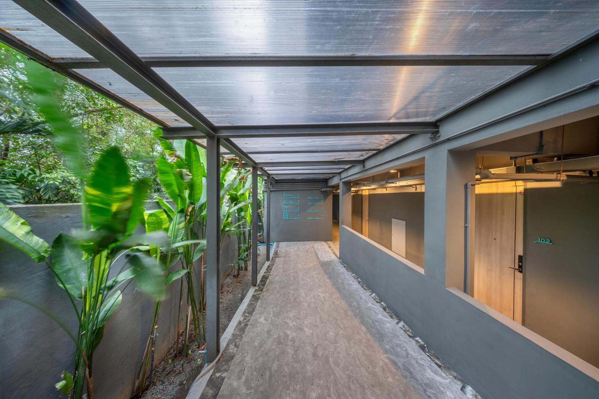 Shin Arch39 Phuket Beach Front - Sha Plus Chalong Buitenkant foto